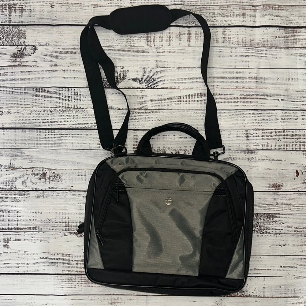 Targus Black‎ and Gray Laptop Bag with Adjustable Strap